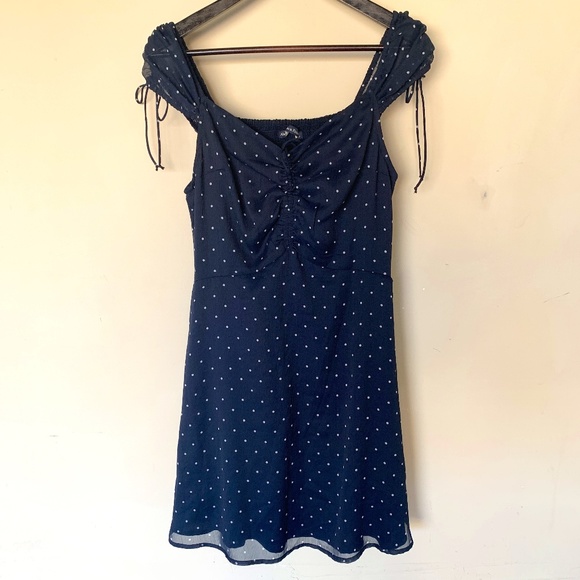 Abercrombie & Fitch Dresses & Skirts - Abercrombie & Fitch Polka Dot Mini Skirt Dress In size Small